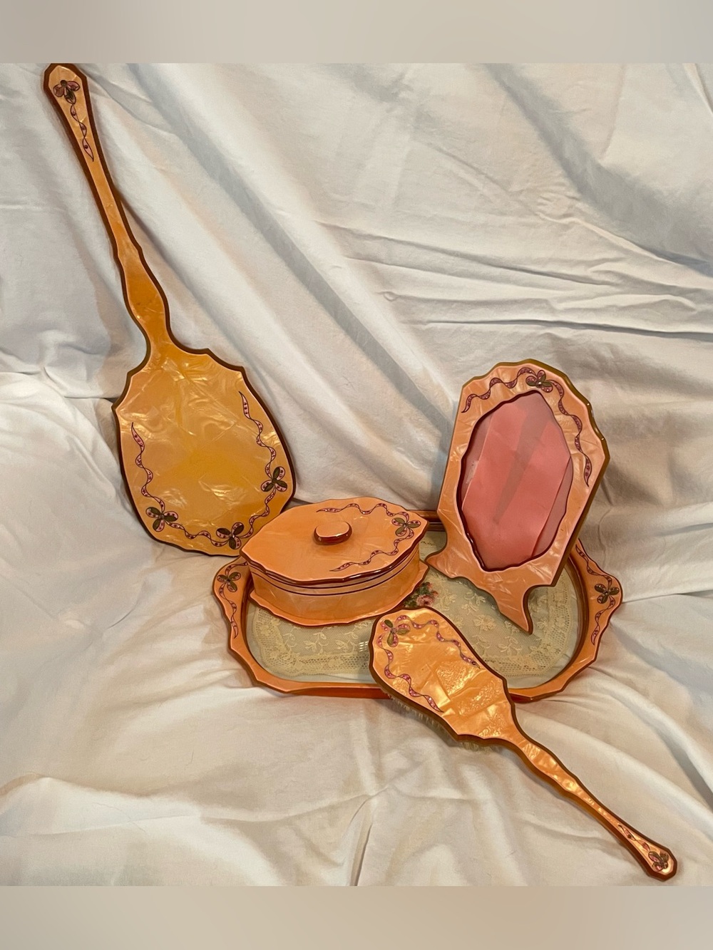 ANTIQUE ART DECO CELLULOID PEACHY PINK SWIRL RHINESTONE VANITY 5 PIECE SET